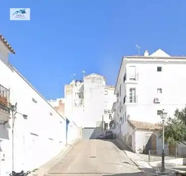 Appartement avec ascenseur à vendre à Calle ALCALA DEL VALLE