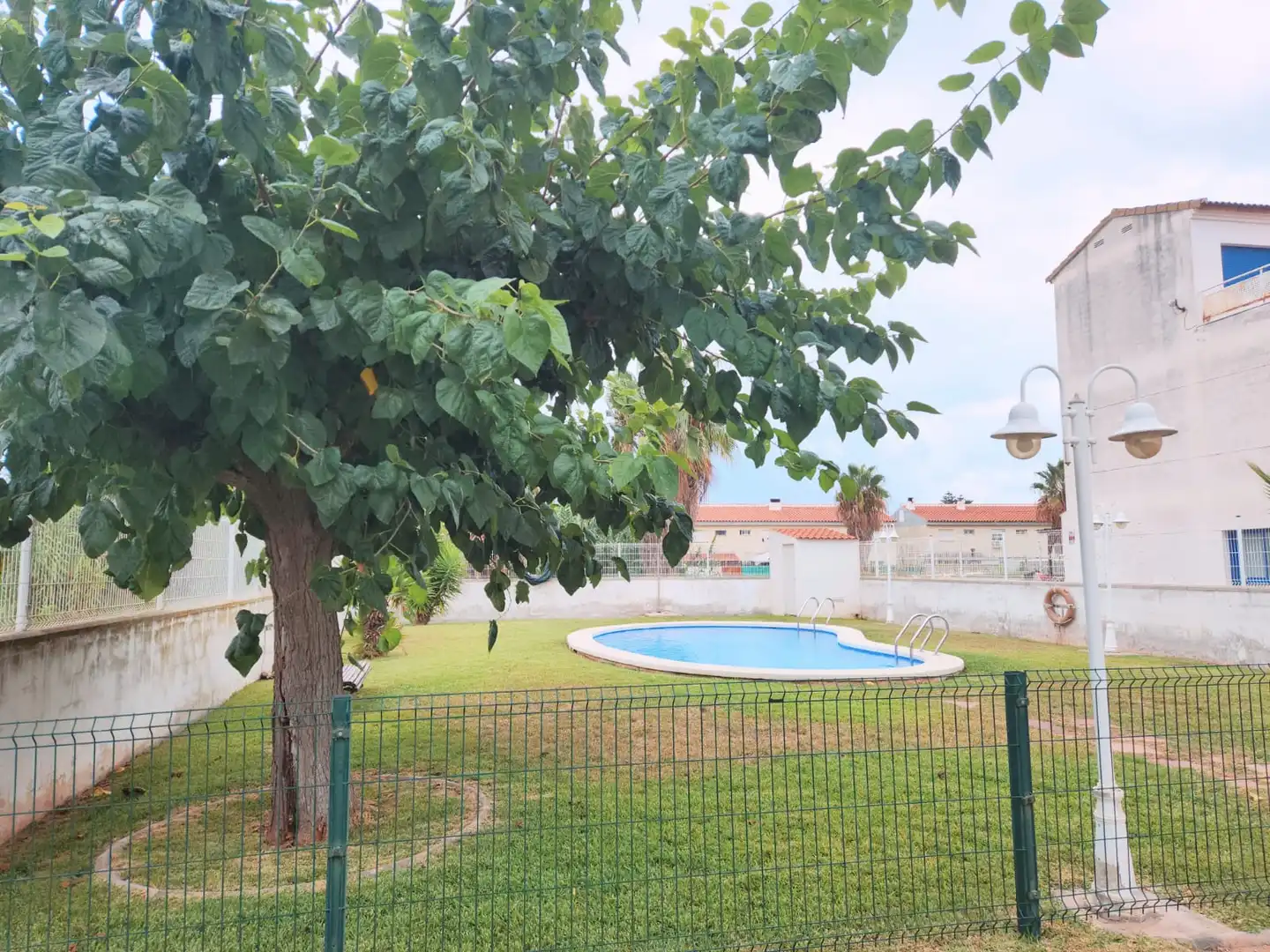 Adossat amb piscina en venda a Camí de l'Om Blanc 80