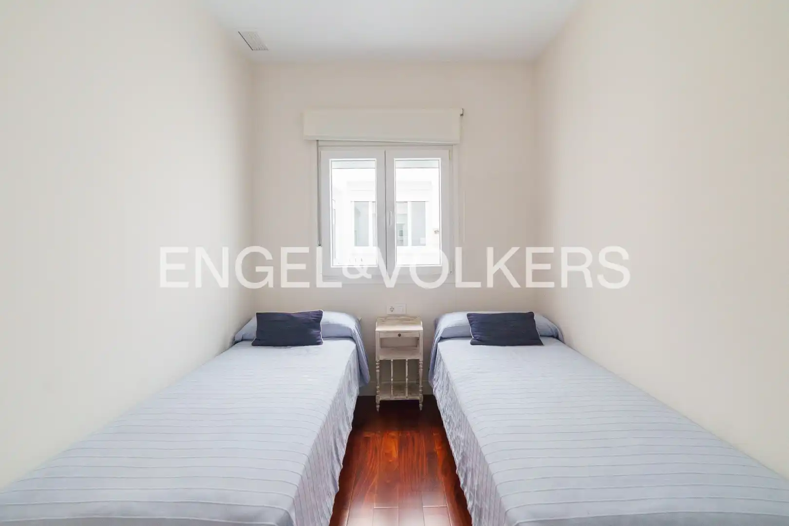 Schlafzimmer von Wohnung zum Verkauf in Cádiz mit Heizung und Balkon