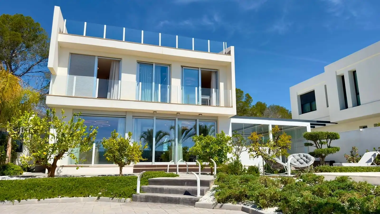 Vista exterior de Casa o chalet en venta en La Nucia con Terraza
