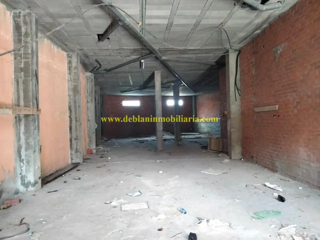 Business premises for sale in CALLE CENTINELA