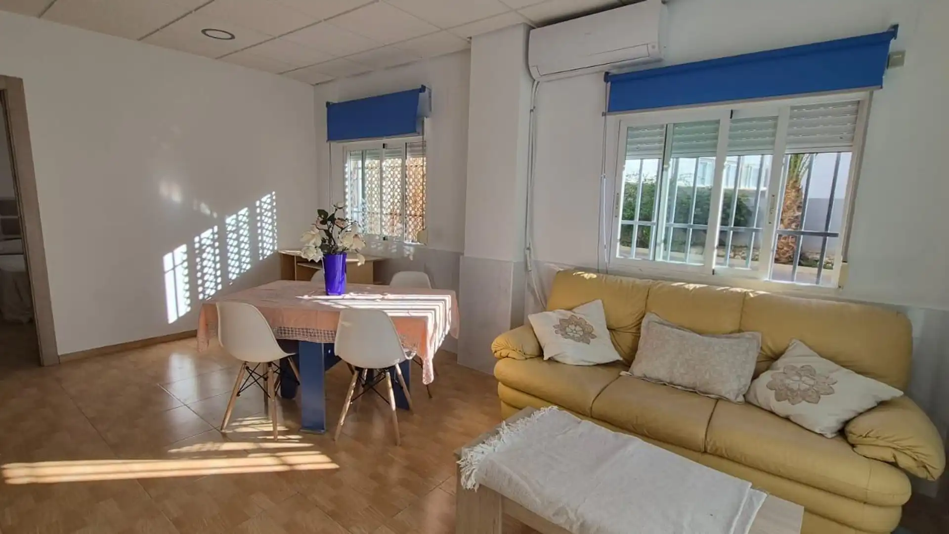 Living room of Apartments for sale in Benidorm  with Air Conditioner