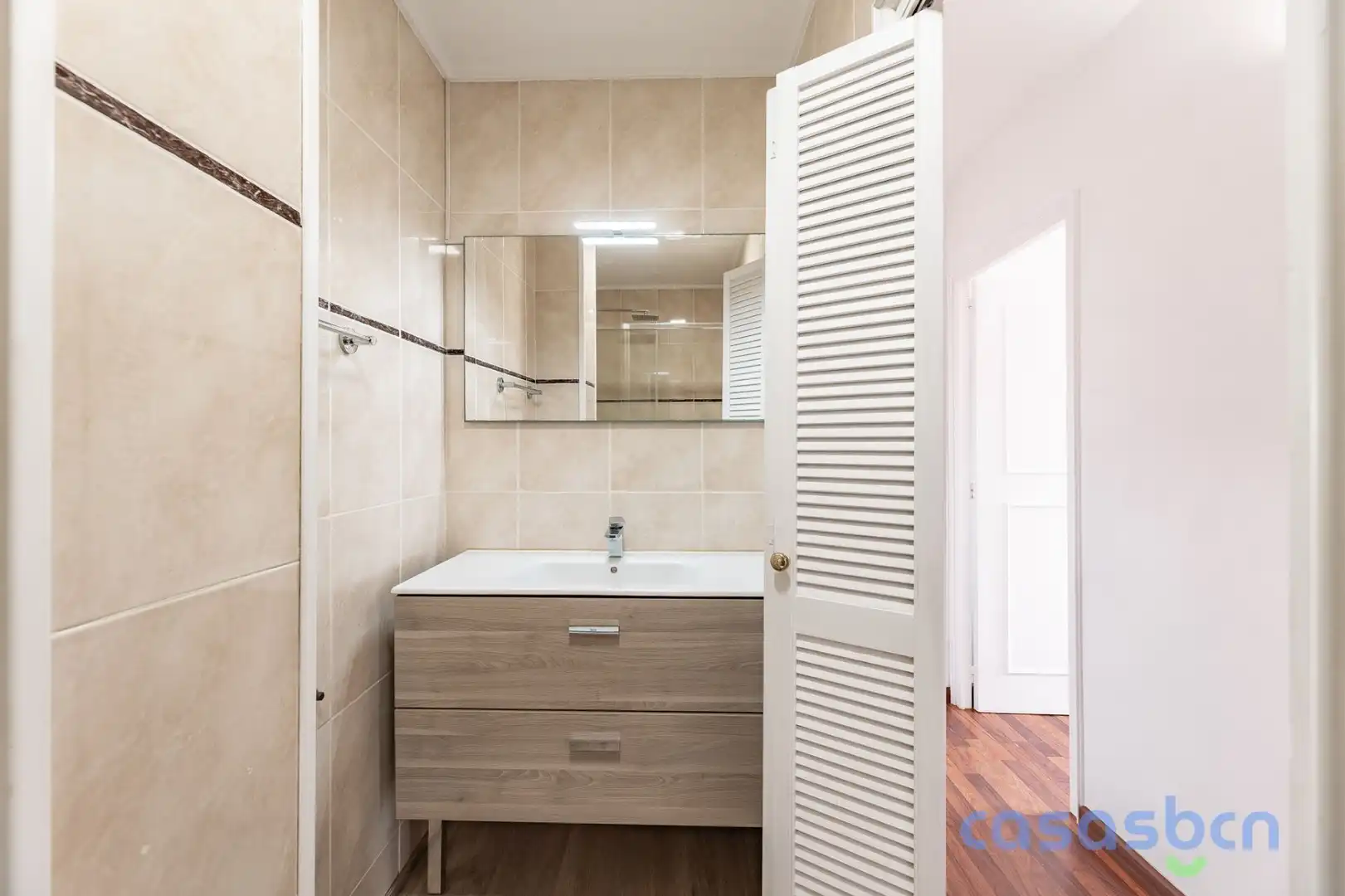 Badezimmer von Wohnung zum Verkauf in Viladecans mit Klimaanlage