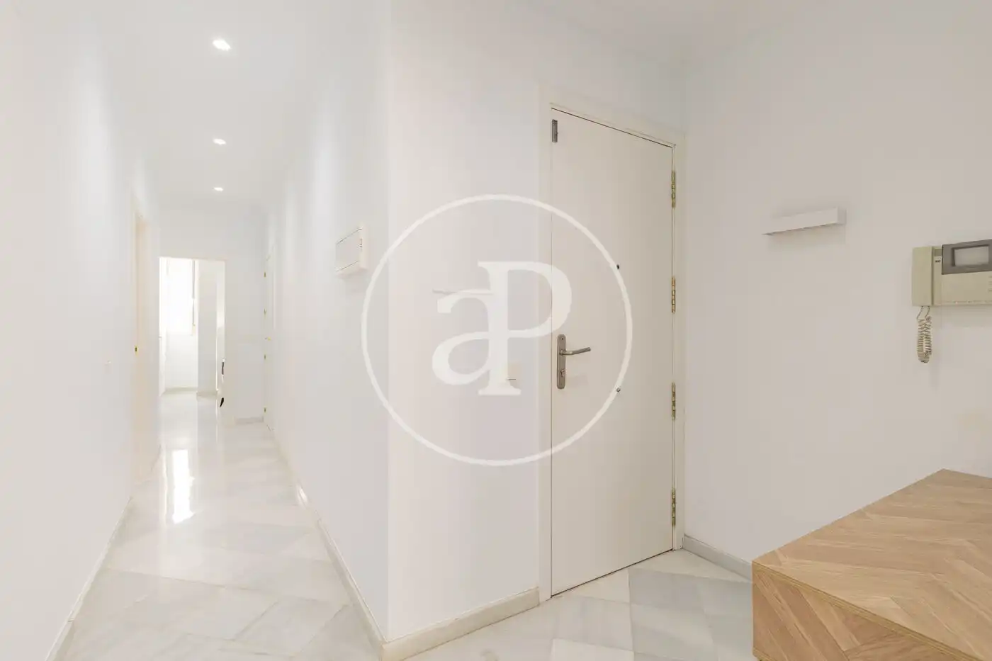 Wohnung zur Miete in C/ de Roger de Llòria, Sant Francesc