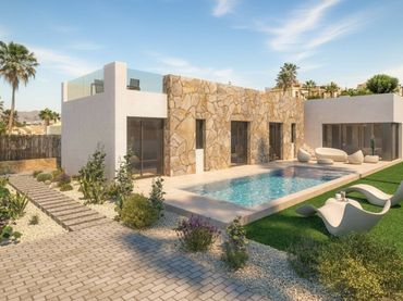 Detached house with pool for sale in Calle Calle Benferri 5