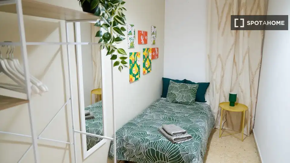 Room in Fort Pienc