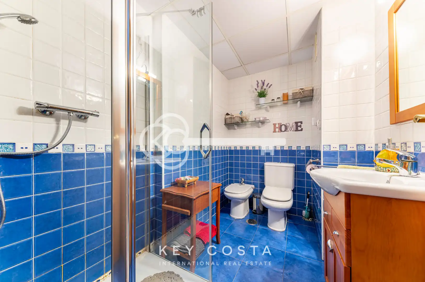 Bathroom of Flat for sale in Alicante / Alacant  with Air Conditioner, Heating and Private garden