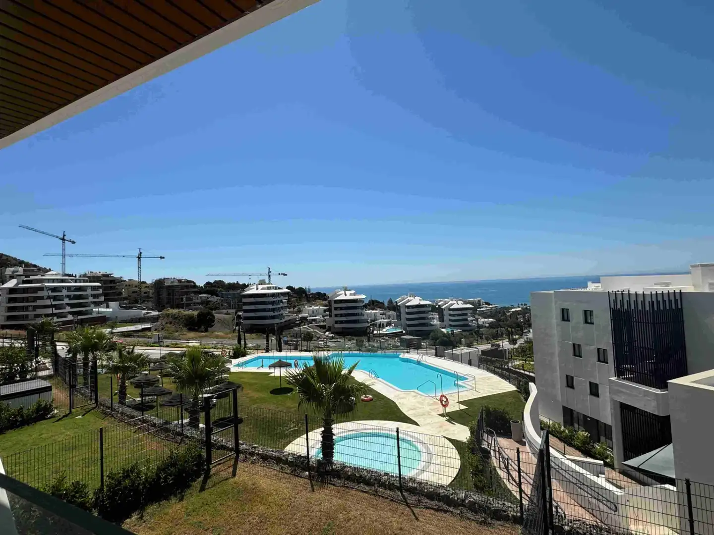Neubau-Wohnung mit Pool zum Verkauf in Avenida 8 de Marzo 32, imagen 8