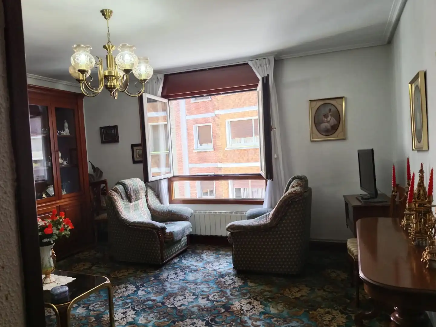 Living room of Flat for sale in Santurtzi   with Heating, Storage room and Furnished
