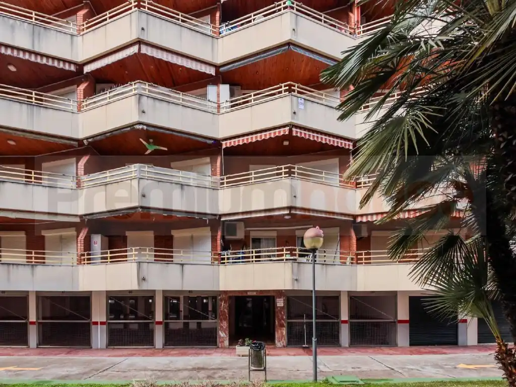 Vista exterior de Piso en venta en Cambrils con Piscina