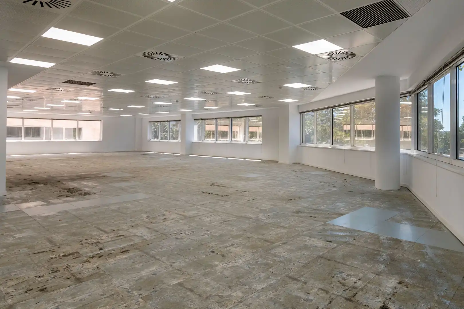 Bureau avec ascenseur à louer à Almeda - El Corte Inglés, imagen 4