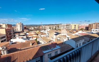 Exterior view of Flat for sale in Vilafranca del Penedès  with Heating, Furnished and Balcony