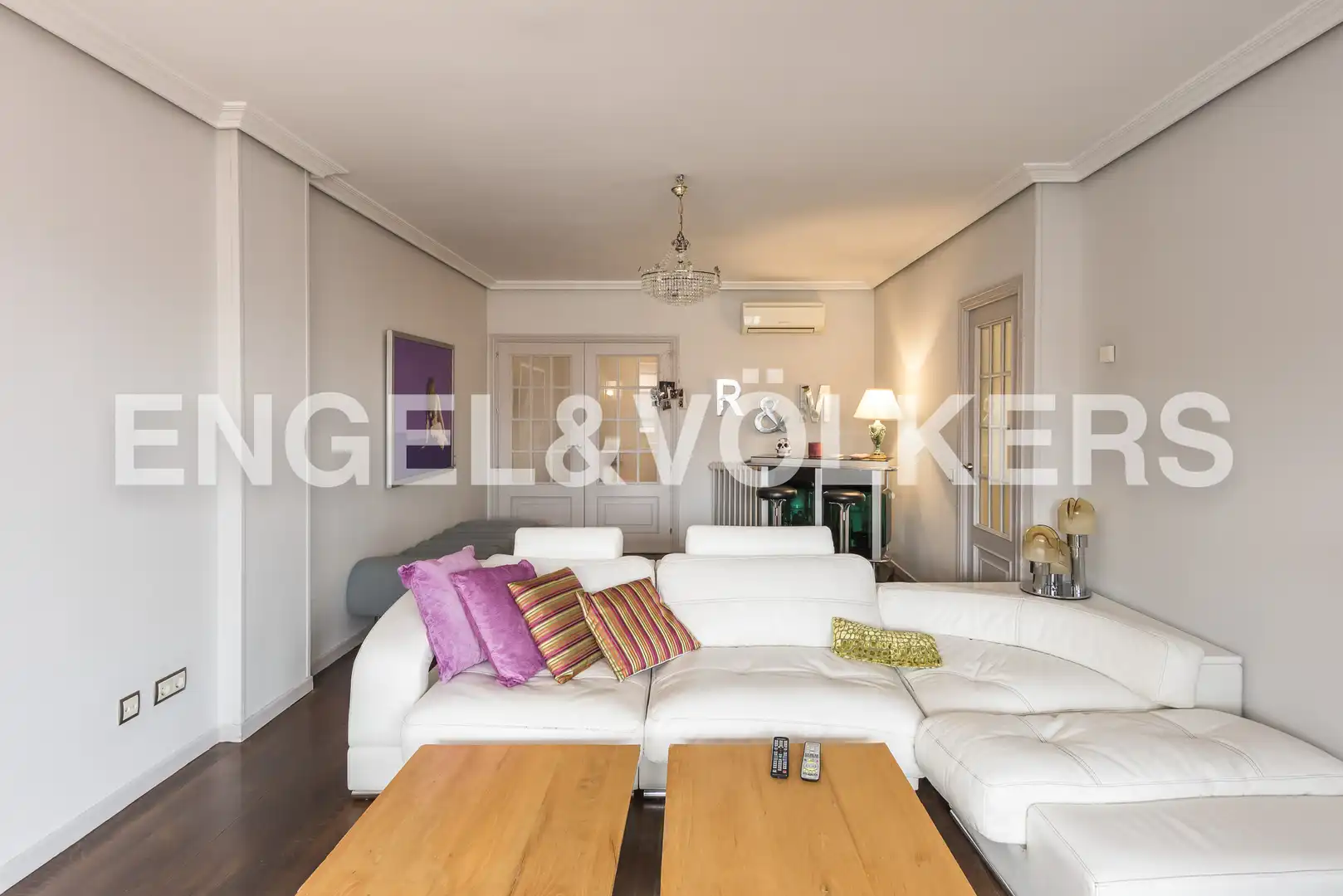 Sala d'estar de Àtic de lloguer en Madrid amb Aire condicionat, Calefacció i Terrassa
