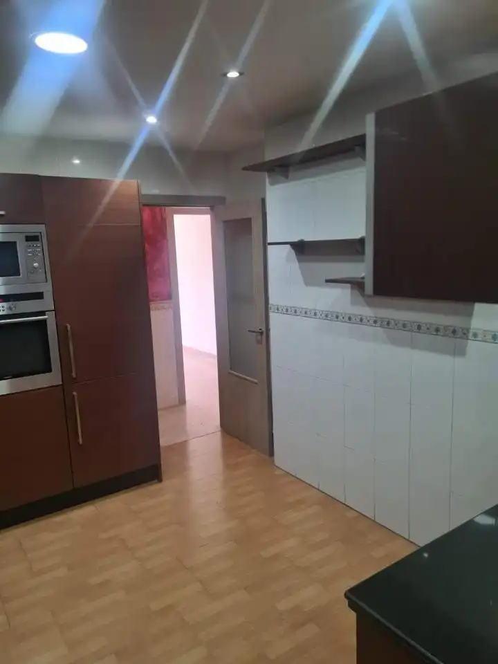 Cocina de Piso en venta en Melilla con Terraza y Piscina comunitaria