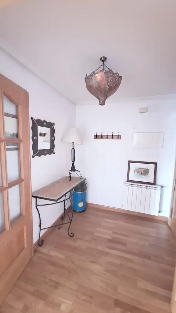 Piso en venta en Ponferrada con Calefacción, Trastero y Balcón
