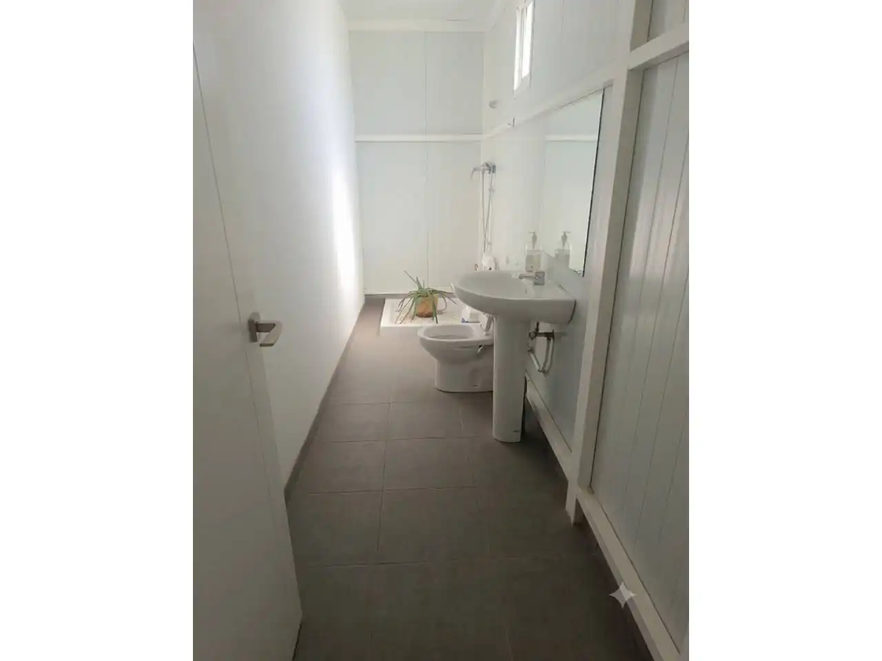 Badezimmer von Fabrikhallen zum Verkauf in El Ejido mit Alarm