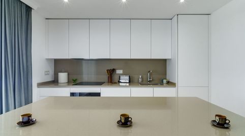 Foto 3 de Planta baja de alquiler en El Velerín, Estepona