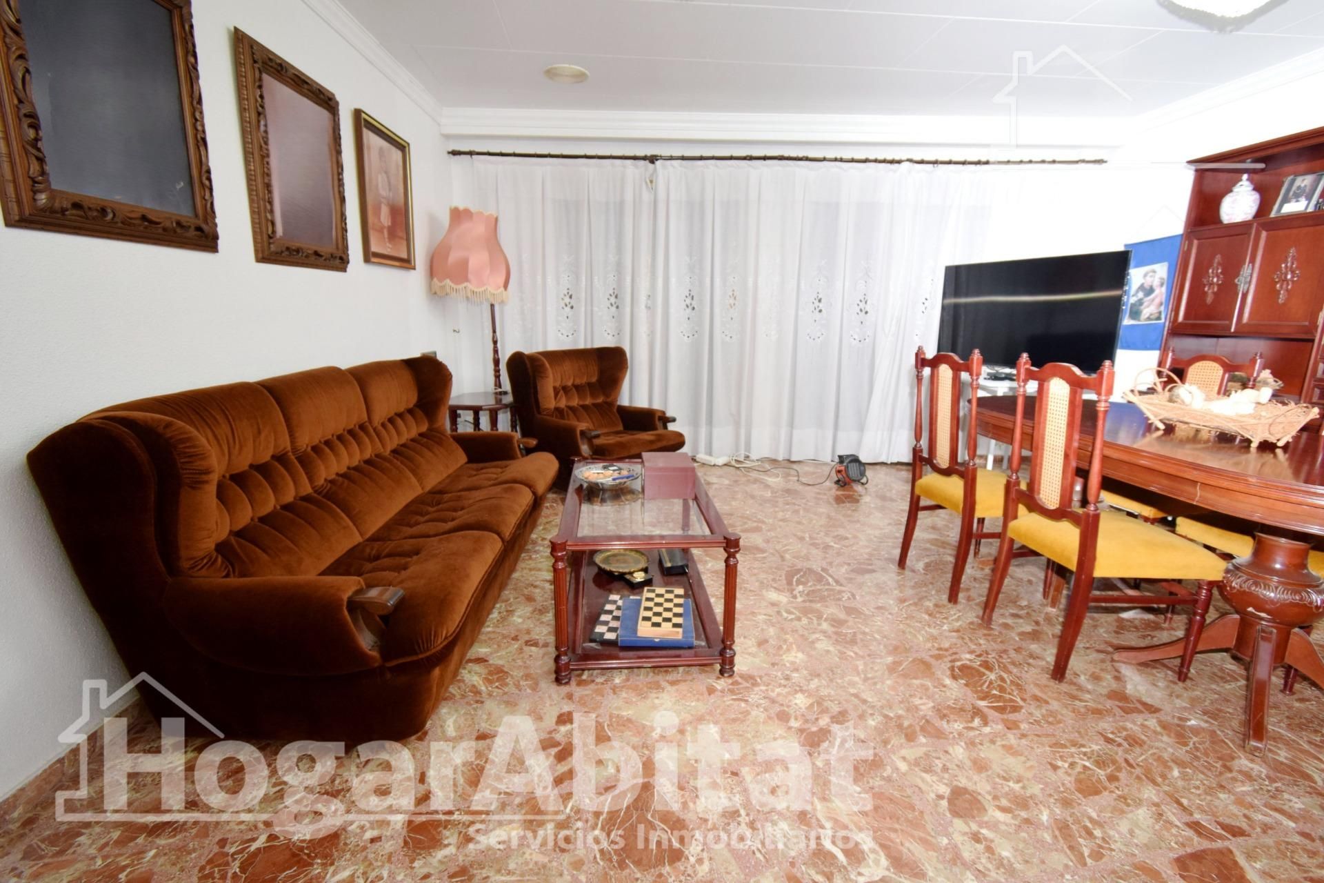 Sala de estar de Casa o chalet en venta en Catarroja con Aire acondicionado, Terraza y Trastero