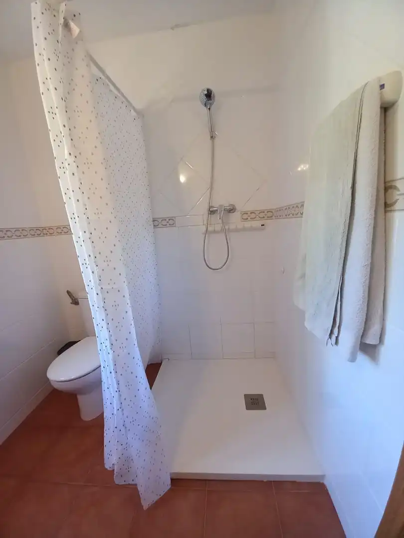 Bany de Casa o xalet en venda en Torrelles de Foix amb Calefacció i Traster