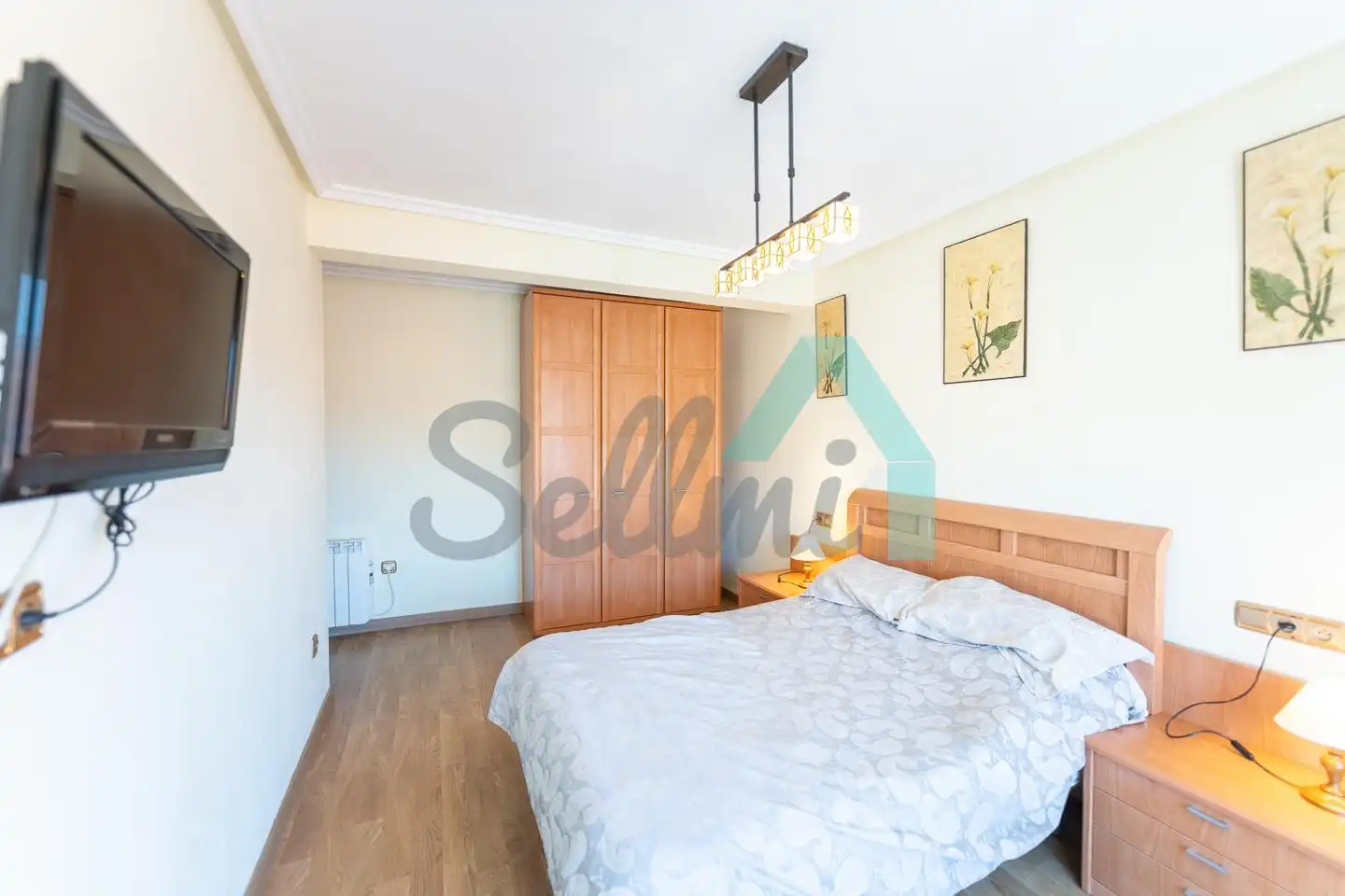 Bedroom of Flat for rent in Gijón   with Heating, Furnished and Internet