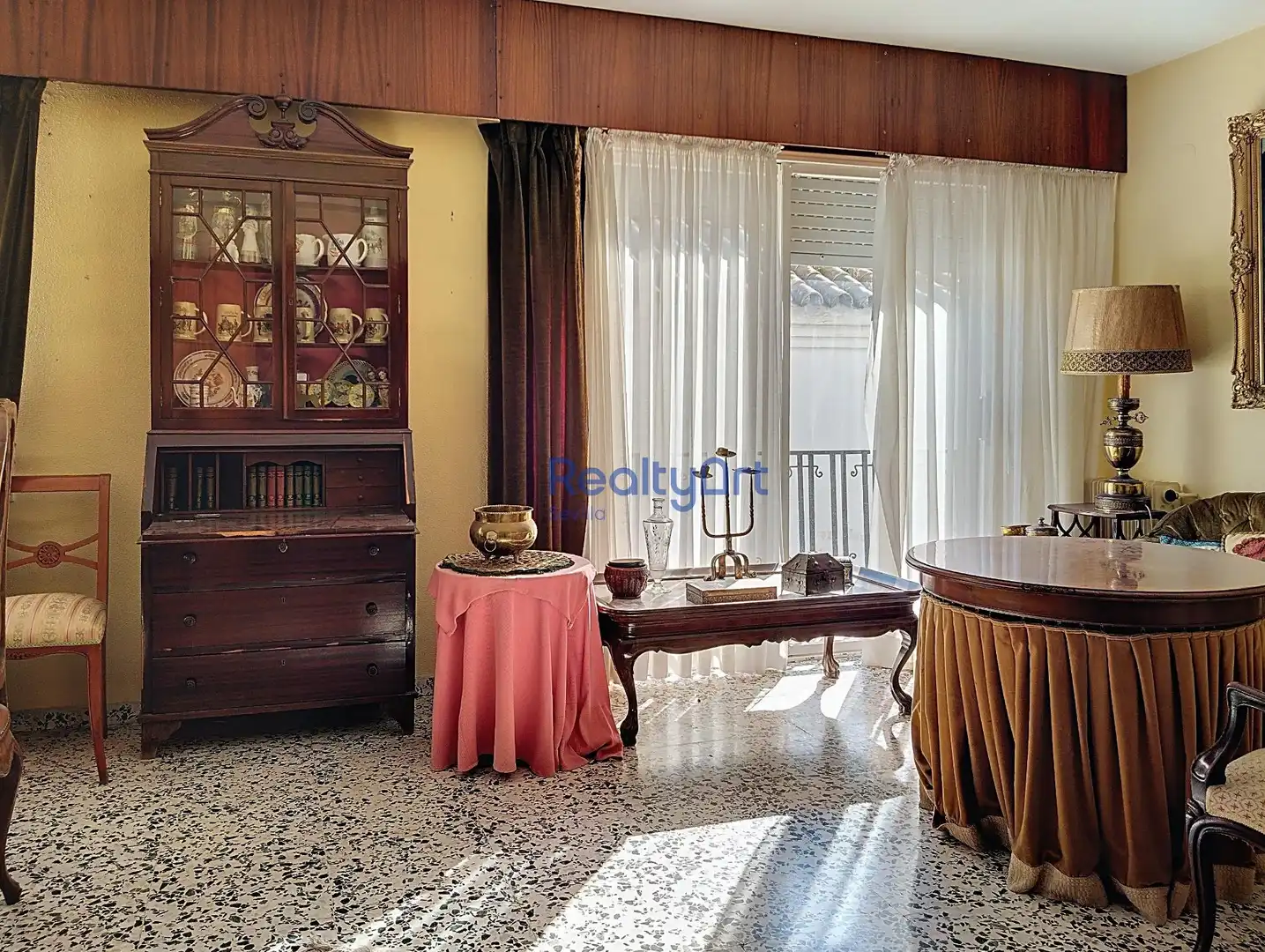 Dining room of Flat for sale in Sevilla  with Air Conditioner
