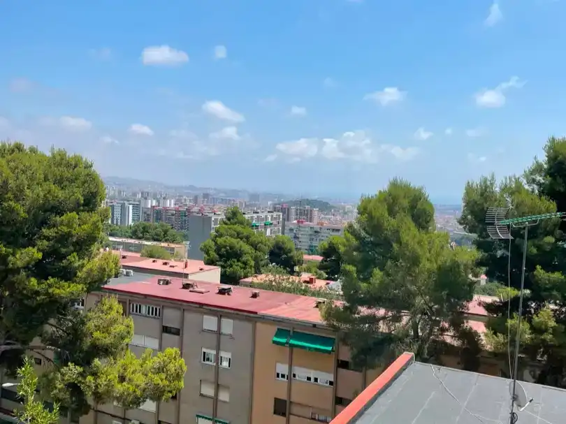 Vista exterior de Pis en venda en  Barcelona Capital amb Aire condicionat