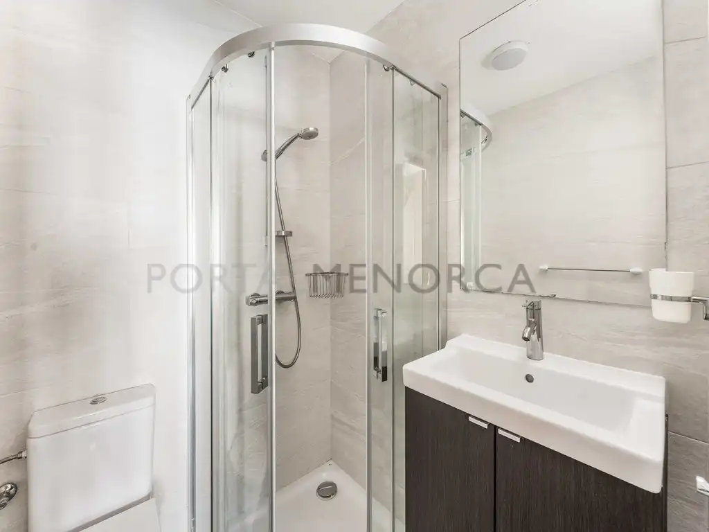 Bany de Casa o xalet en venda en Ciutadella de Menorca amb Aire condicionat, Jardí privat i Terrassa
