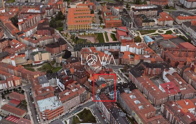 Local comercial en Venta en EVARISTO VALLE en Milán - Pumarín