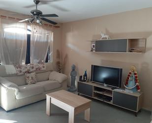 Sala d'estar de Casa adosada en venda en Chiclana de la Frontera