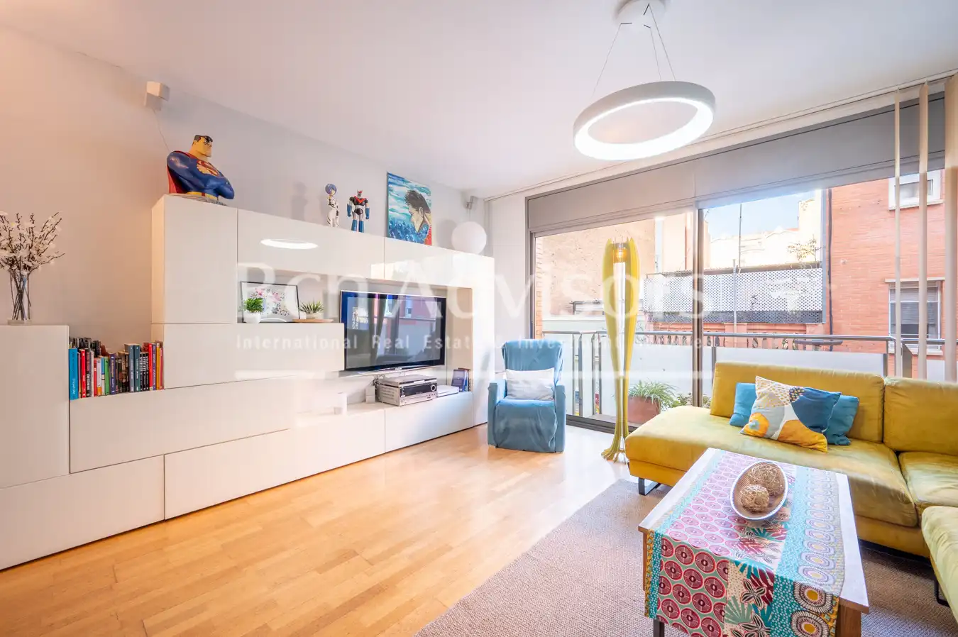 Casa a schiera con terrazza in vendita a Passatge de Puigmadrona, imagen 5