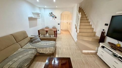 Foto 3 de Casa adosada en venta en La Pobla de Montornès , Tarragona