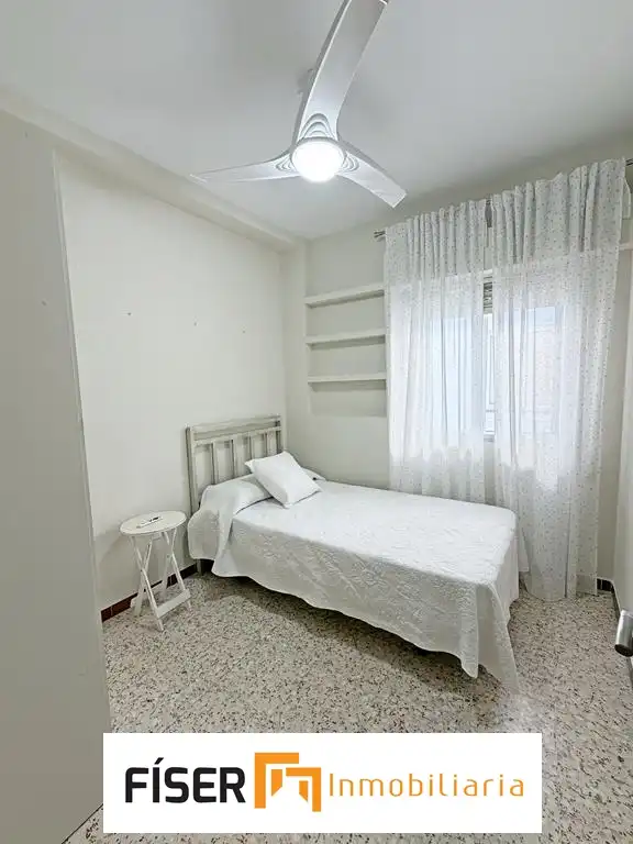 Flat with terrace to rent in Calle Hernando de Zafra, imagen 10