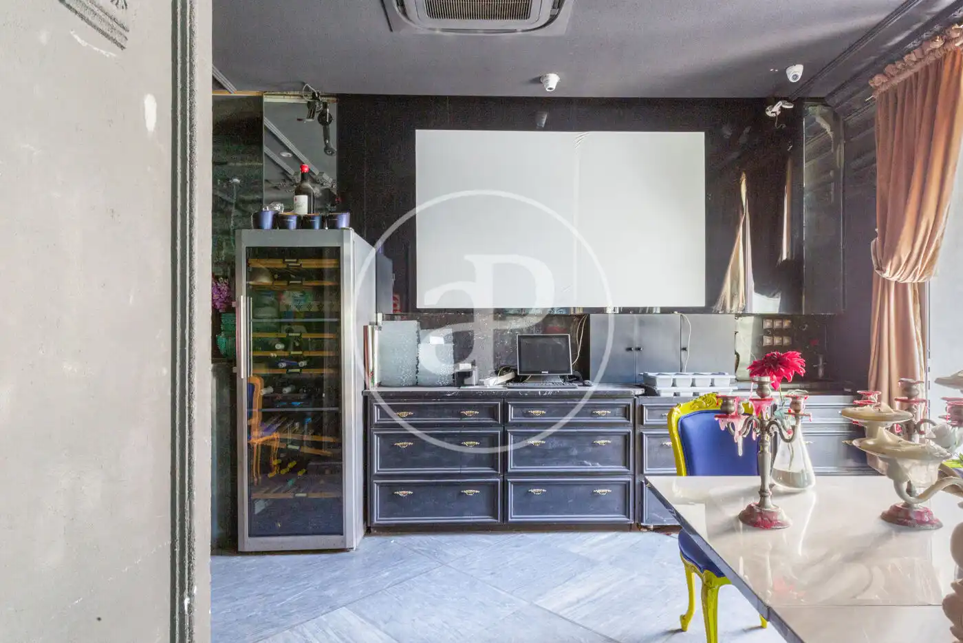 Einfamilien-Reihenhaus zum Verkauf in Valencia mit Klimaanlage, Heizung und Terrasse