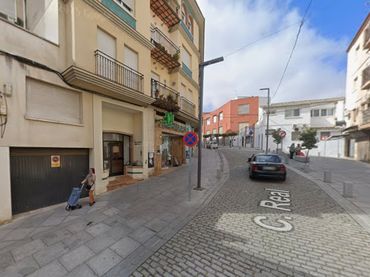 Individual amb ascensor en venda a Calle Real 4