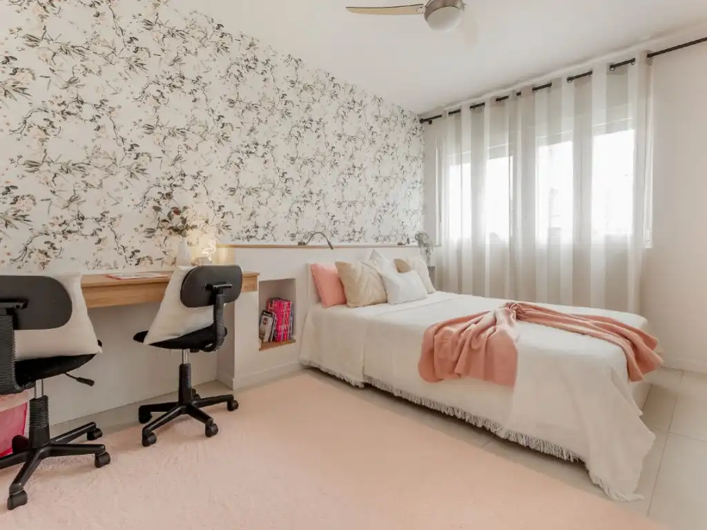 Dormitori de Casa o xalet en venda en El Campello amb Aire condicionat, Jardí privat i Terrassa