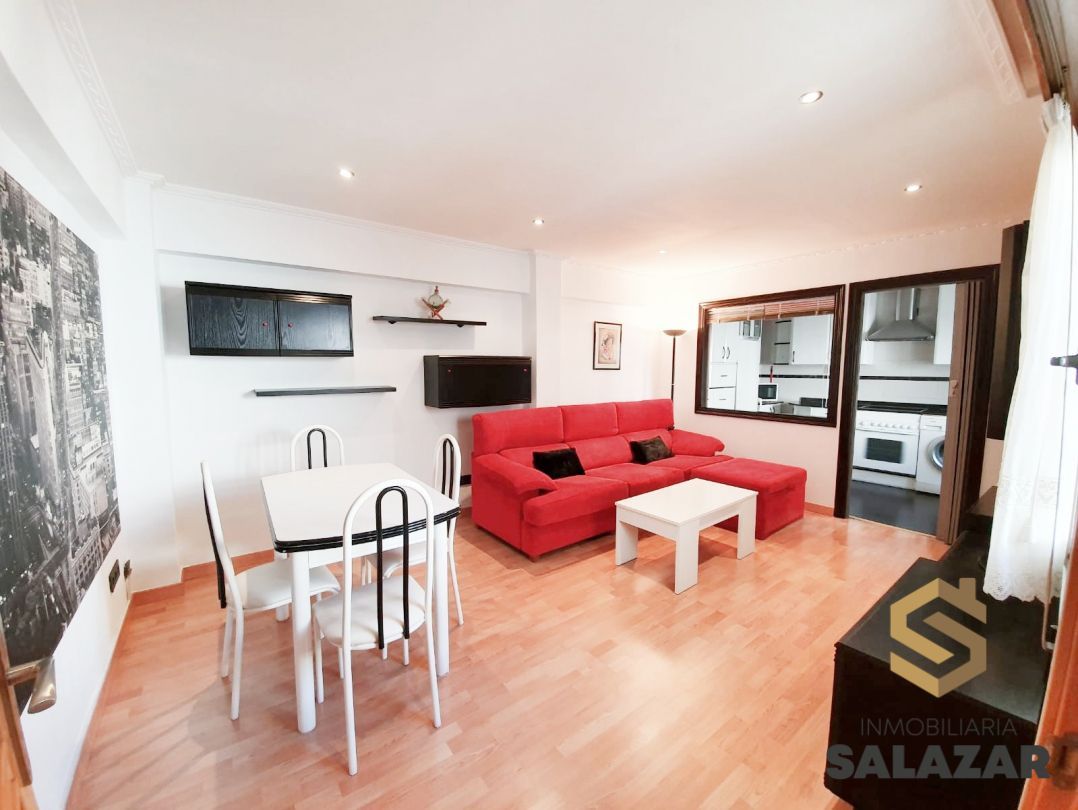 Sala d'estar de Pis de lloguer en Barakaldo  amb Calefacció