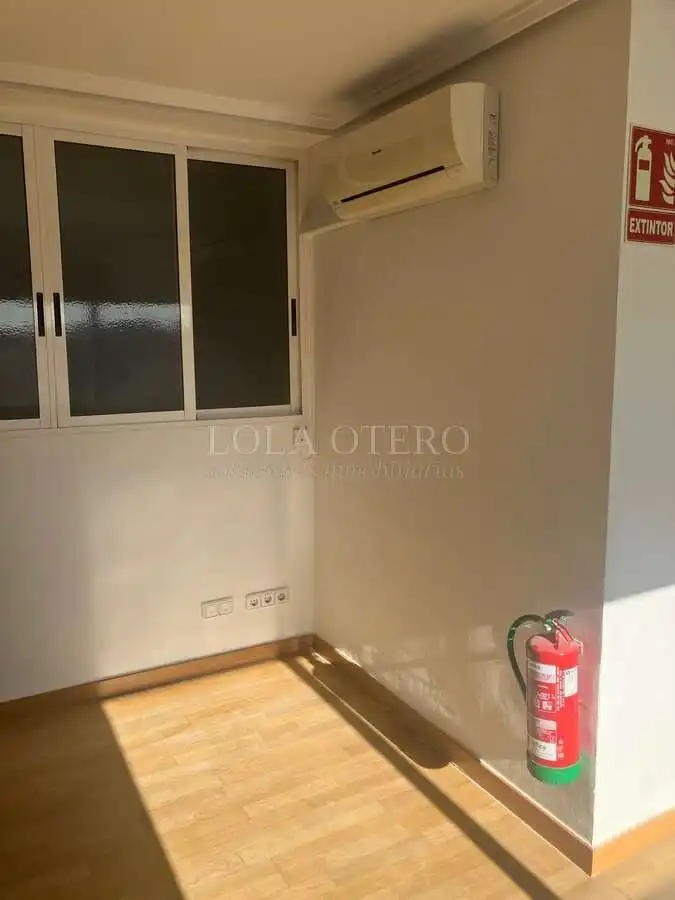 Oficina amb ascensor de lloguer a Ciutat Vella, imagen 13