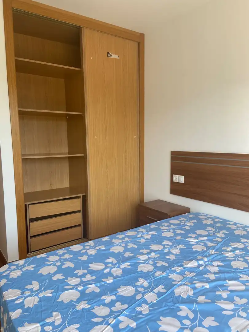 Dormitori de Apartament en venda en Lalín amb Calefacció i Moblat