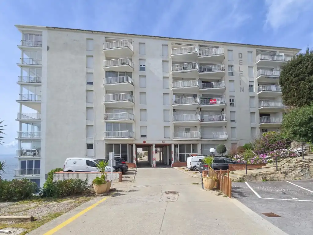 Außenansicht von Wohnung zum Verkauf in Roses