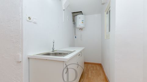 Foto 5 de Piso en venta en Carrer D'albert Llanas, Can Baró, Barcelona Capital