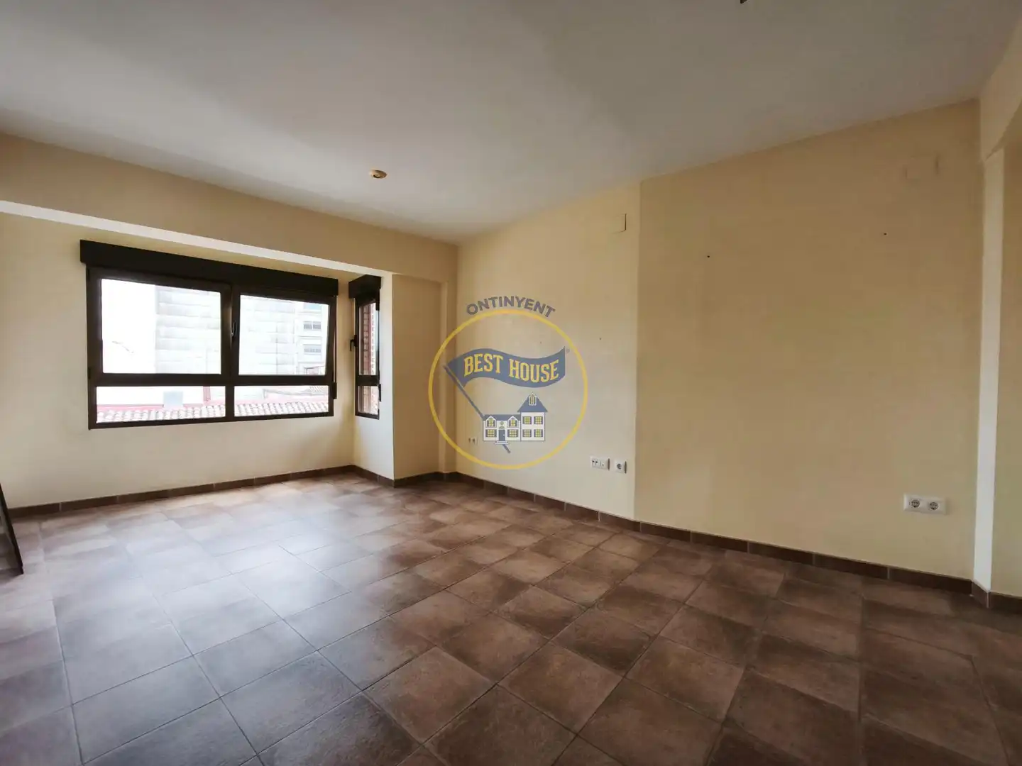 Piso en venta en L'Énova con Trastero