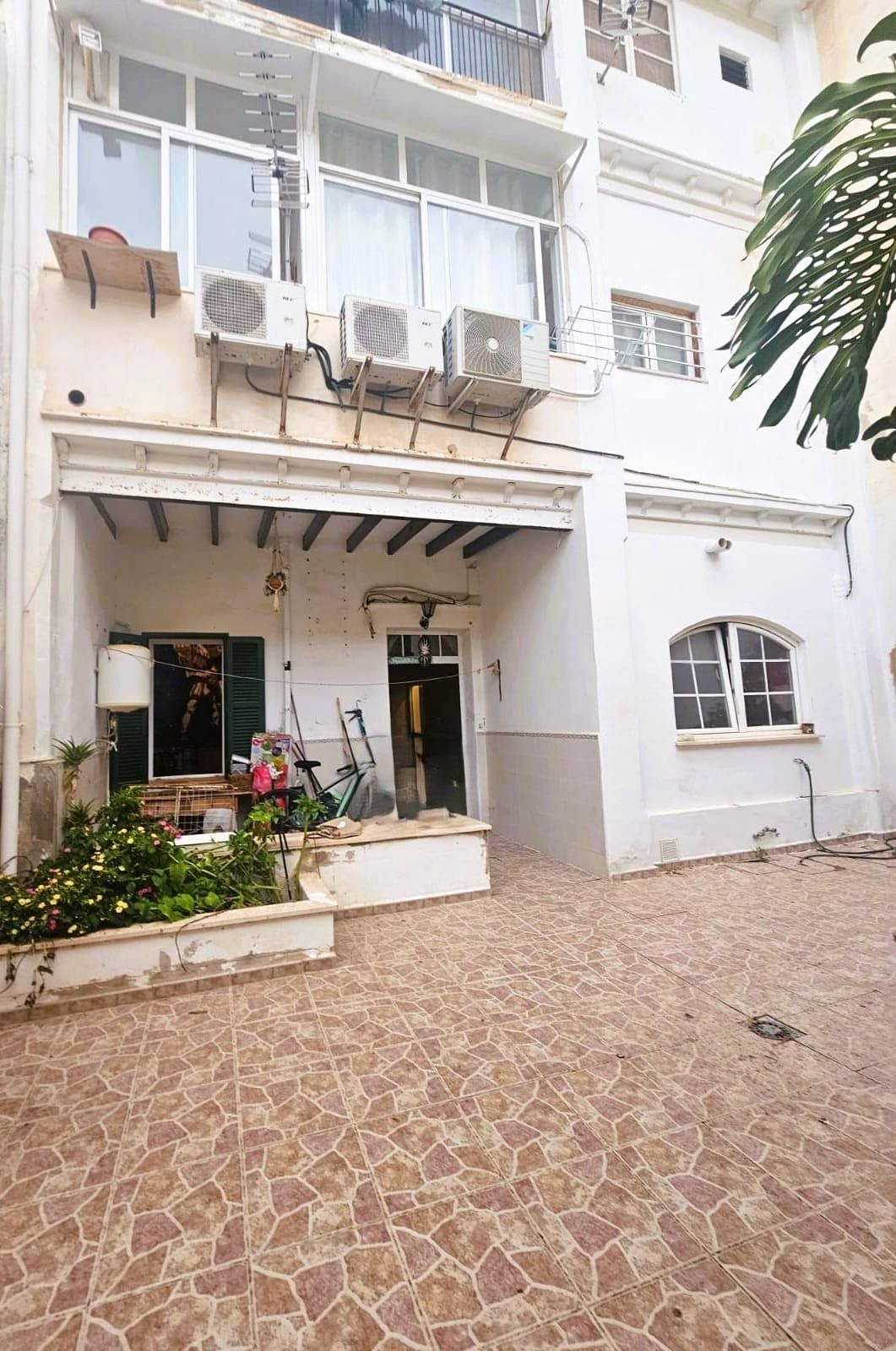 Vista exterior de Planta baja en venta en  Palma de Mallorca con Terraza