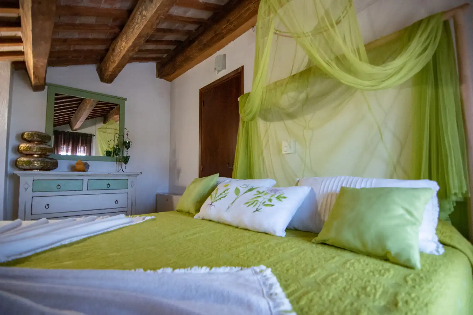 Dormitori de Finca rústica en venda en Deltebre amb Aire condicionat, Jardí privat i Terrassa
