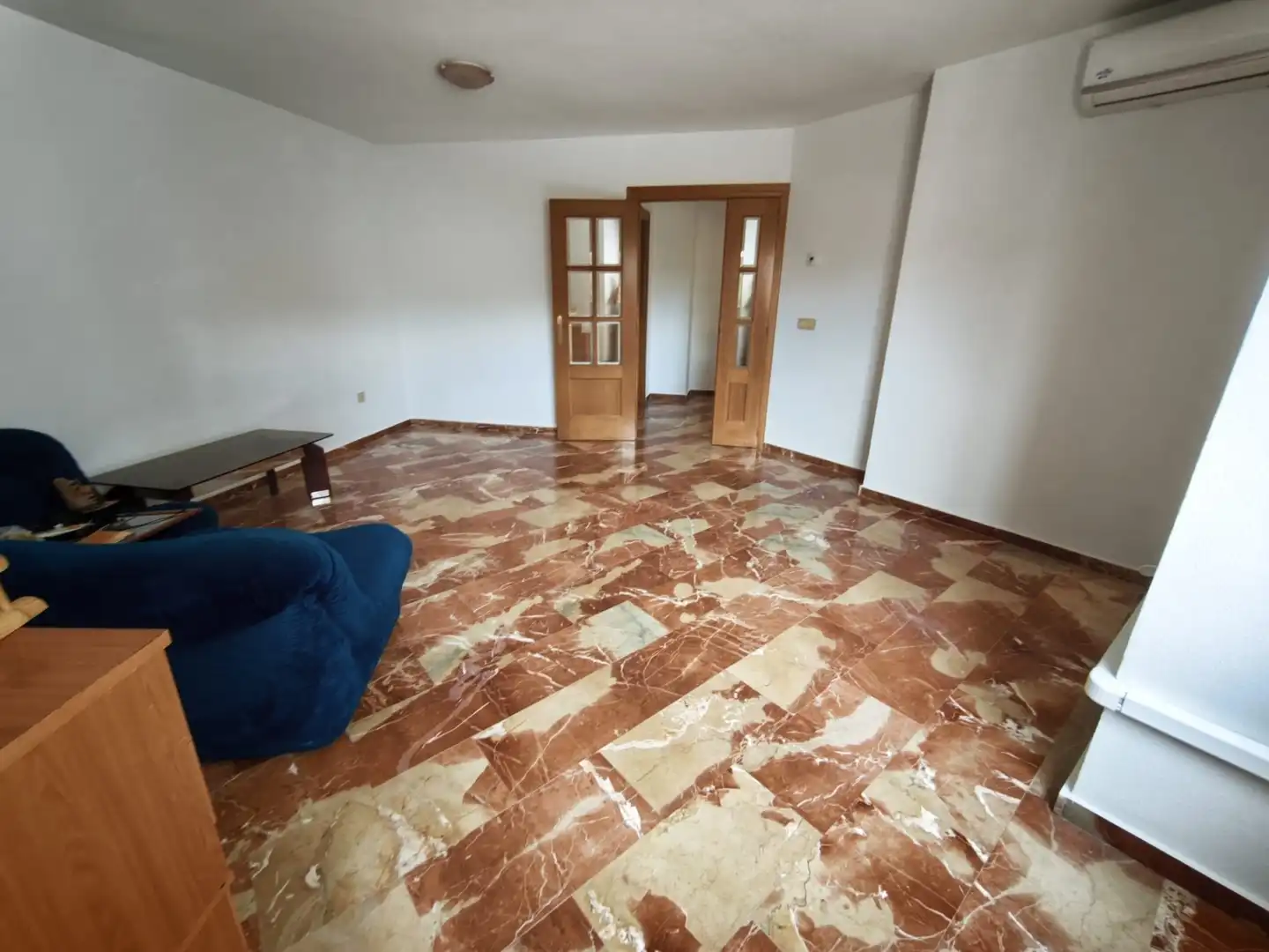Apartament amb ascensor de lloguer a Avenida Isabel la Católica