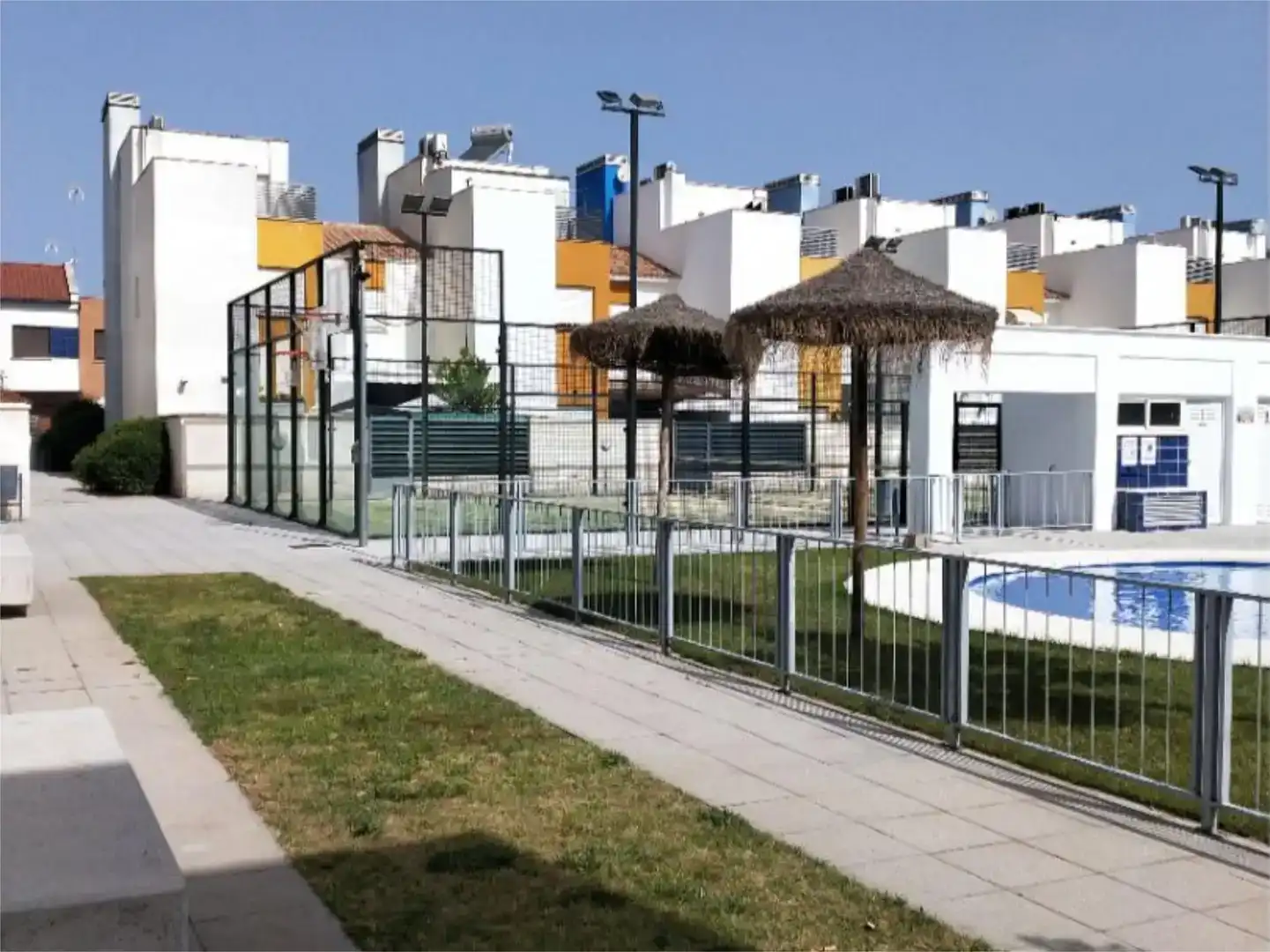 Vista exterior de Piso en venta en El Carpio, Córdoba