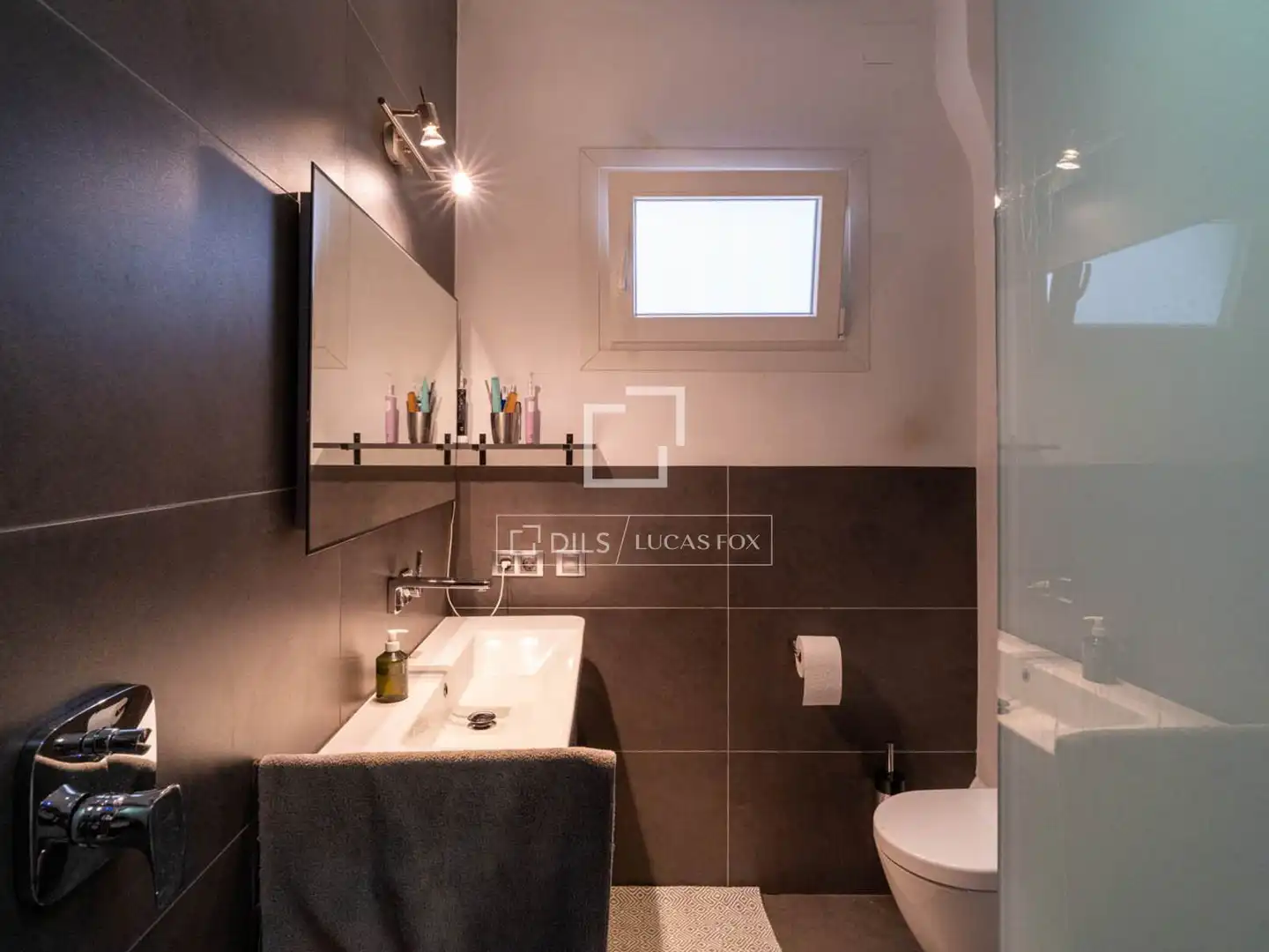 Bathroom of Flat for rent in  Palma de Mallorca  with Air Conditioner, Heating and Parquet flooring