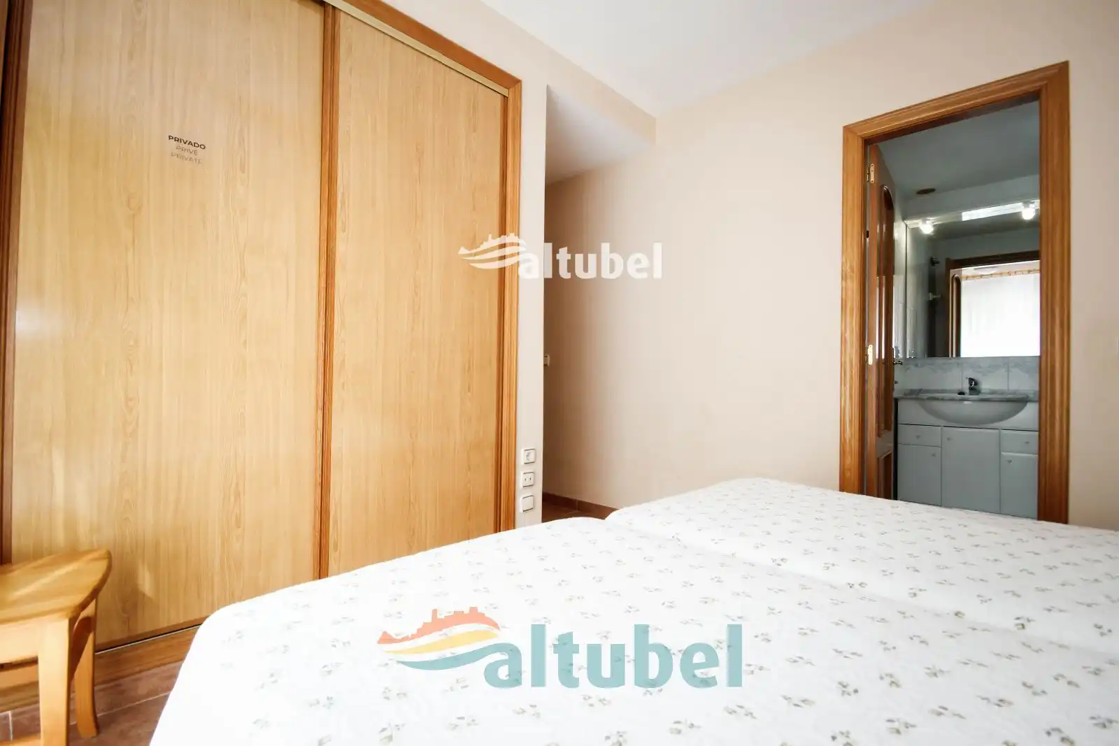 Dormitori de Apartament en venda en Peñíscola / Peníscola amb Terrassa, Piscina i Moblat