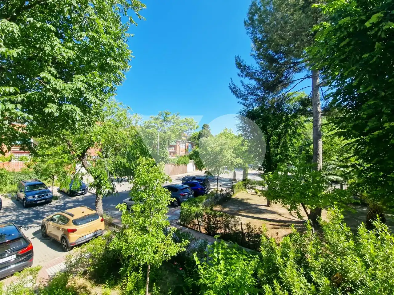 Jardín de Piso en venta en Madrid con Calefacción, Parquet y Terraza