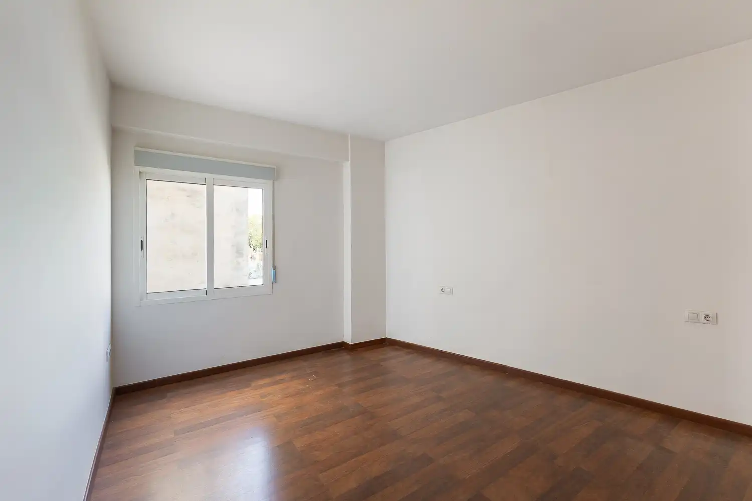 Bedroom of Flat for rent in Valencia  with Air Conditioner, Heating and Parquet flooring