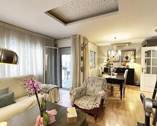 Living room of Flat for sale in  Barcelona Capital  with Air Conditioner, Heating and Parquet flooring